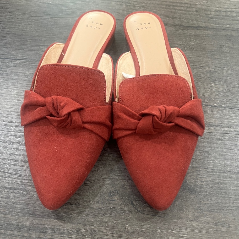 NEW!!! A New Day Paloma Flats